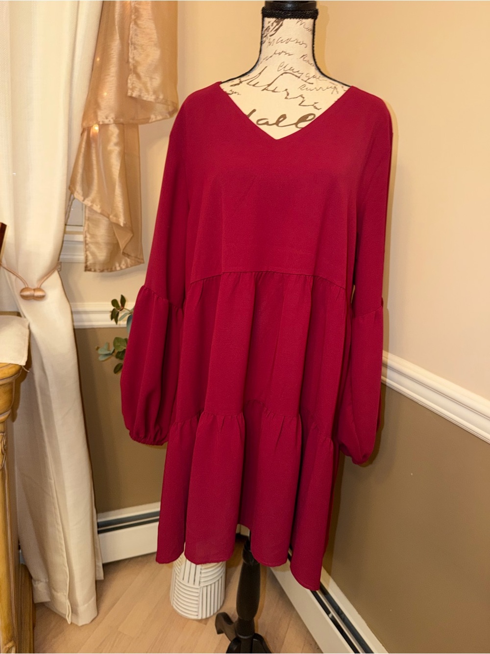 Boutique Raspberry Tiered Babydoll Dress Balloon Sleeve XL NWOT